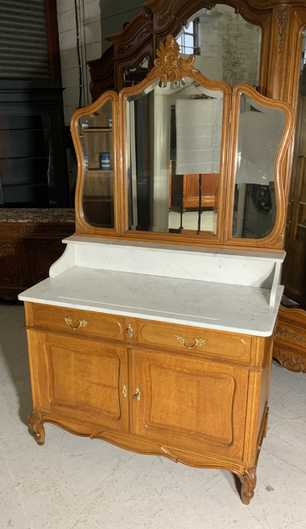 carved oak french washstand dressing table